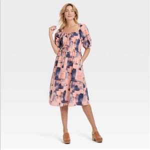 Women’s puff short sleeve dress- Universal Thread